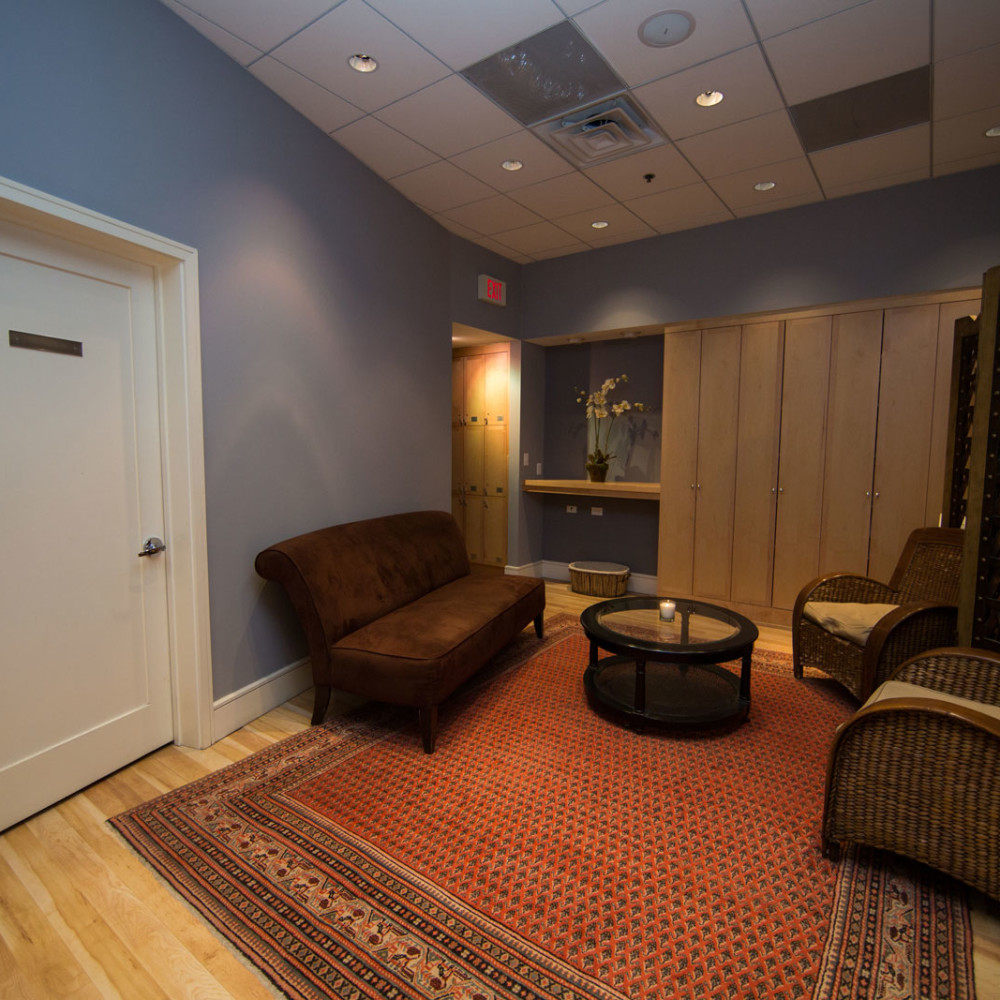 Locations Kriza Salon Studio City & Oxnard